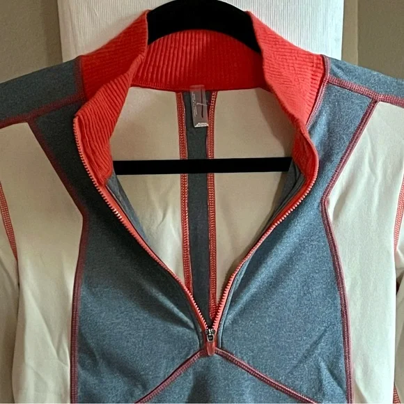 ❤️🔥NWOT Free People Movement “Undercover” 1/4 Zip Pullover, mock neck, Stretch - Picture 6 of 10